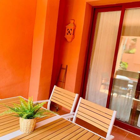 Beachside Apartment In Marbella Exterior photo